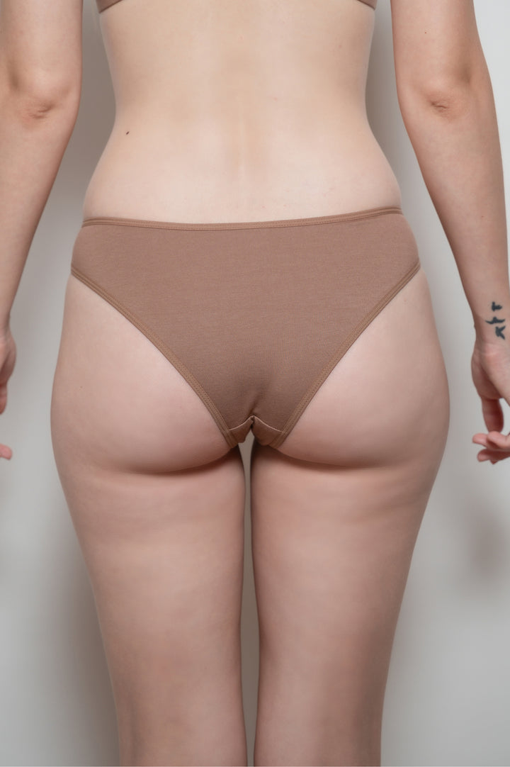 High Leg Cheeky panties - Chocolate