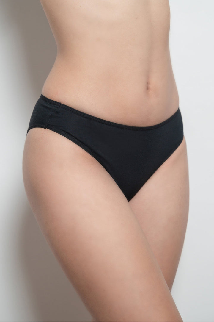Essential Cheeky - Black