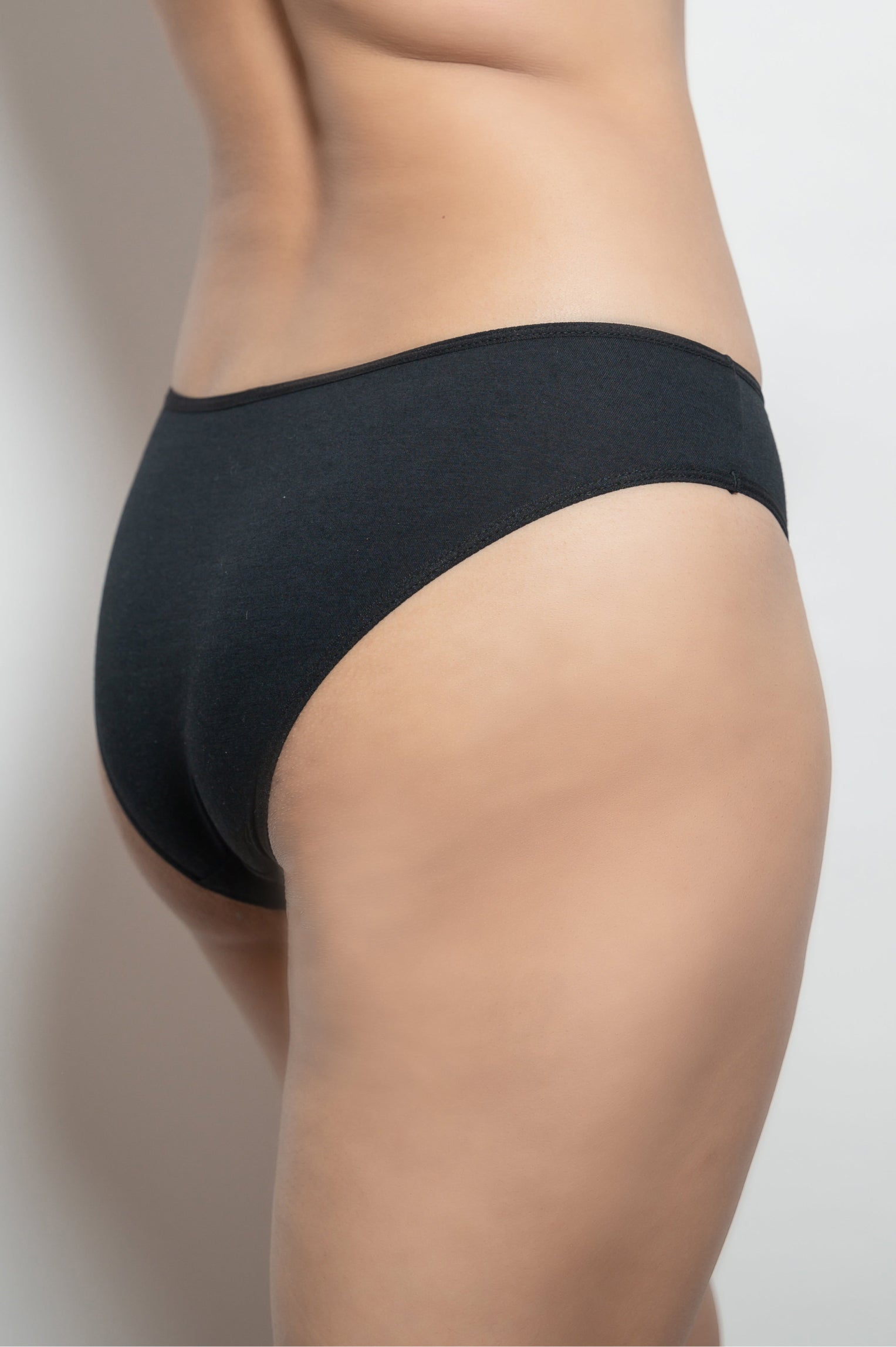 Classic Bikini Panties - Black