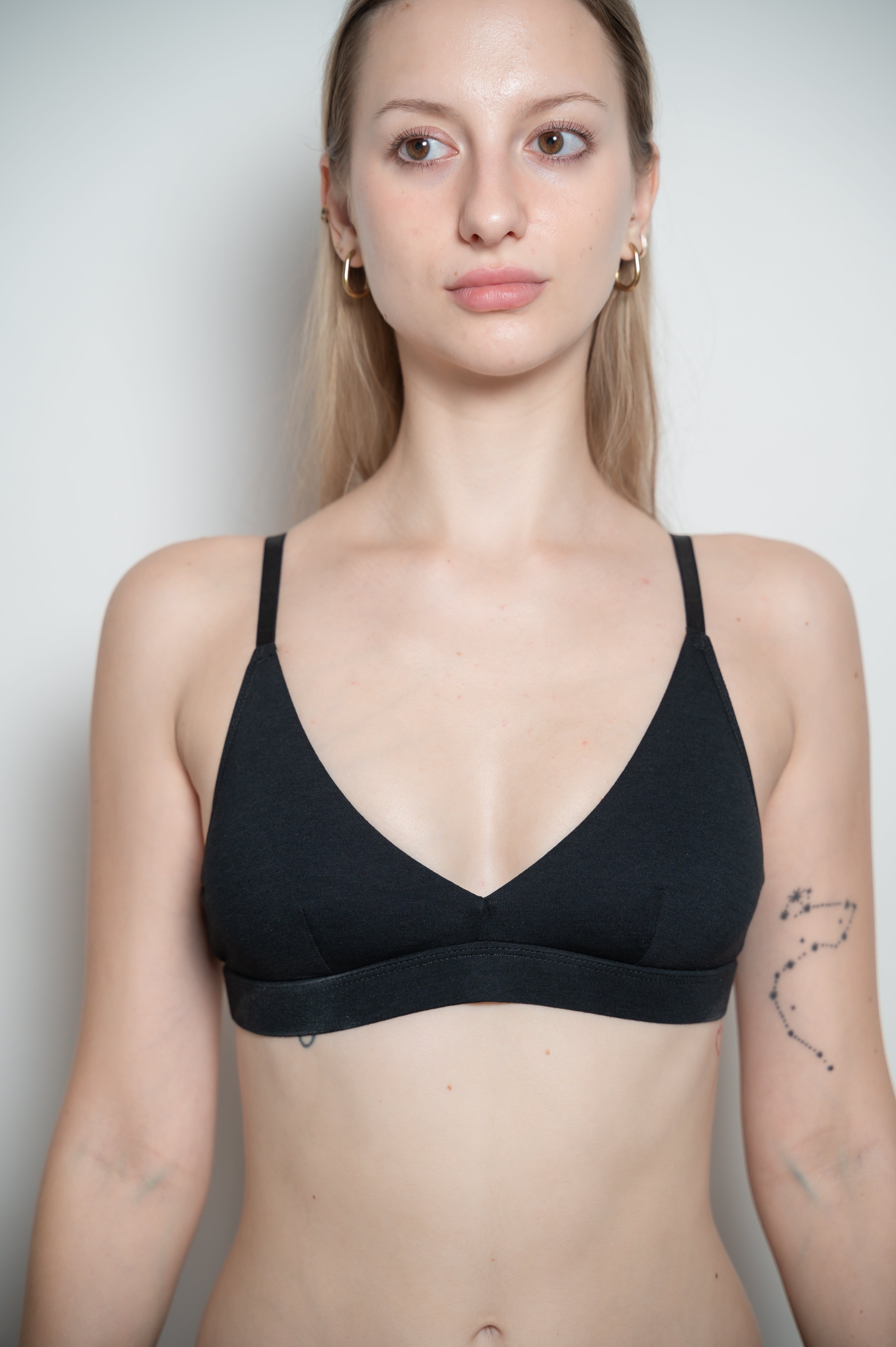 Siris Soft Bralette - Black