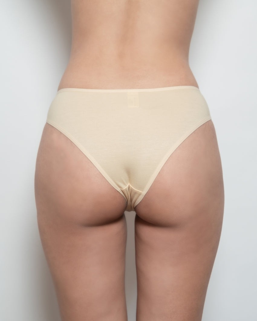 Essential Cheeky - Sand